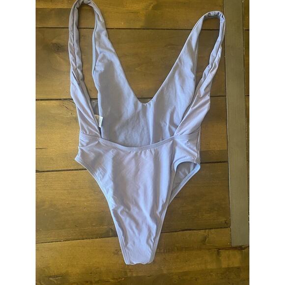 Womens Gianni Bini Purple Pearl Detail Front Cheeky One Piece Size Medium - Picture 5 of 7